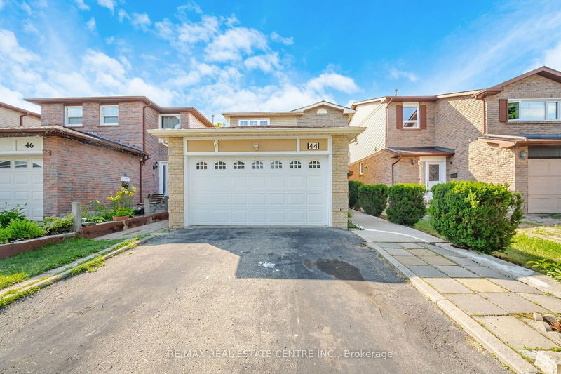 44 Abelard Ave  Brampton, L6Y 2K8 | Image 1