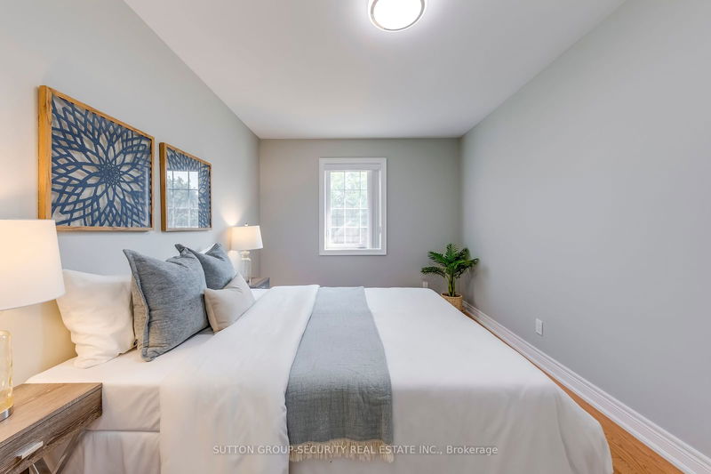 23 Hartley Ave  Toronto, M6E 4E7 | Image 22