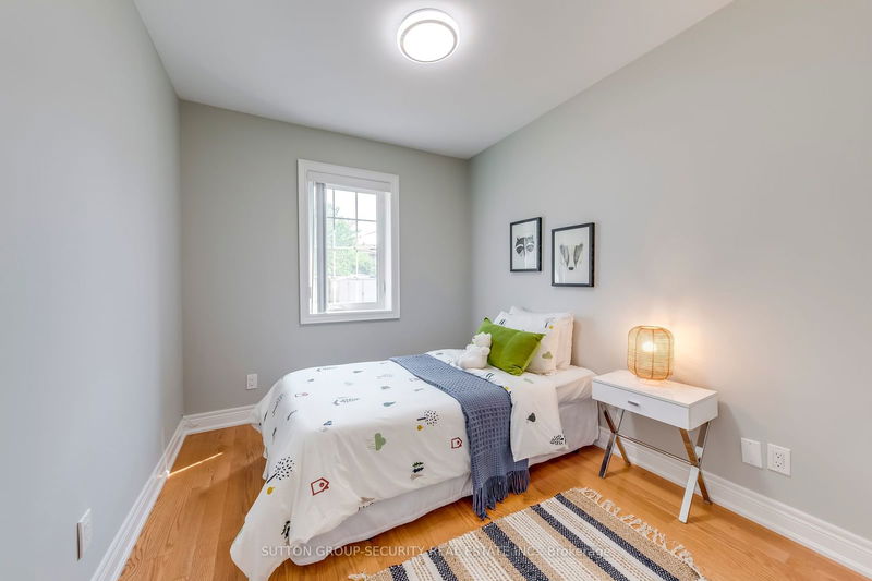 23 Hartley Ave  Toronto, M6E 4E7 | Image 23