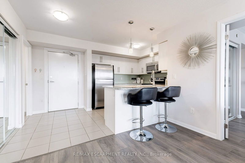  406 - 1045 Nadalin Hts  Milton, L9T 8R5 | Image 7