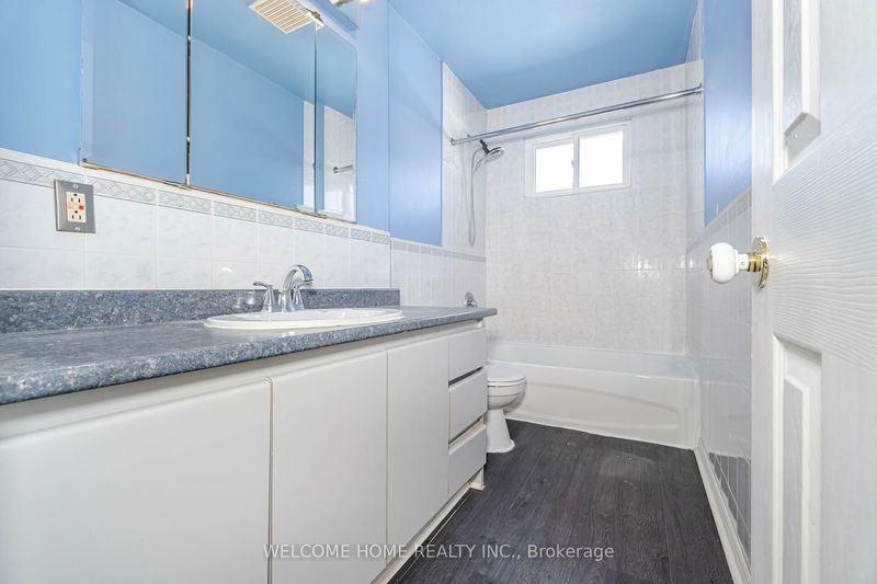 3361 Monica Dr  Mississauga, L4T 3E6 | Image 13