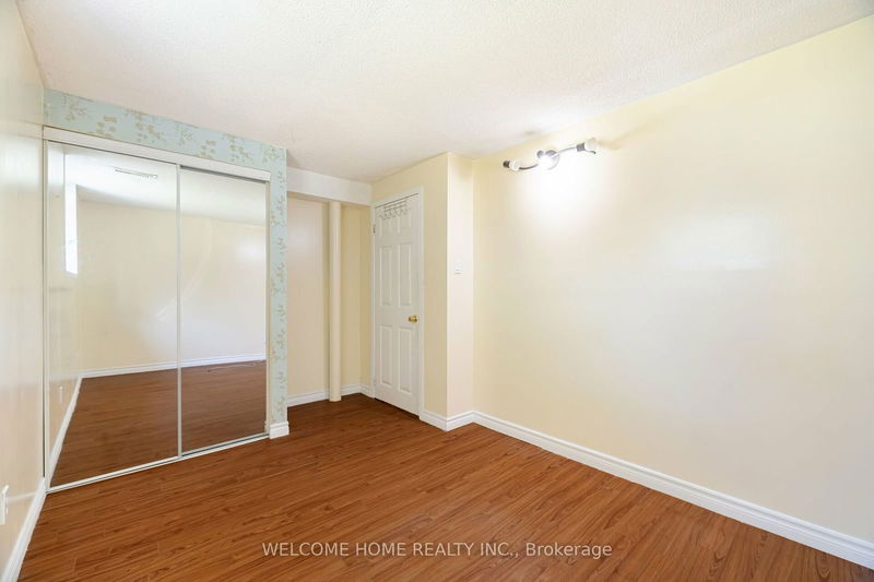 3361 Monica Dr  Mississauga, L4T 3E6 | Image 17