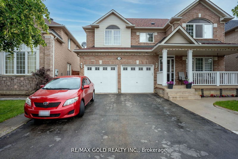 8 Upshall Dr  Brampton, L6P 1E1 | Image 3