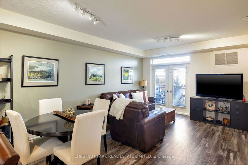  212 - 245 Dalesford Rd  Toronto, M8Y 4H7 | Image 7