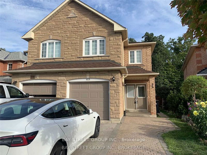 home for lease on 615 Summer Park Crescent