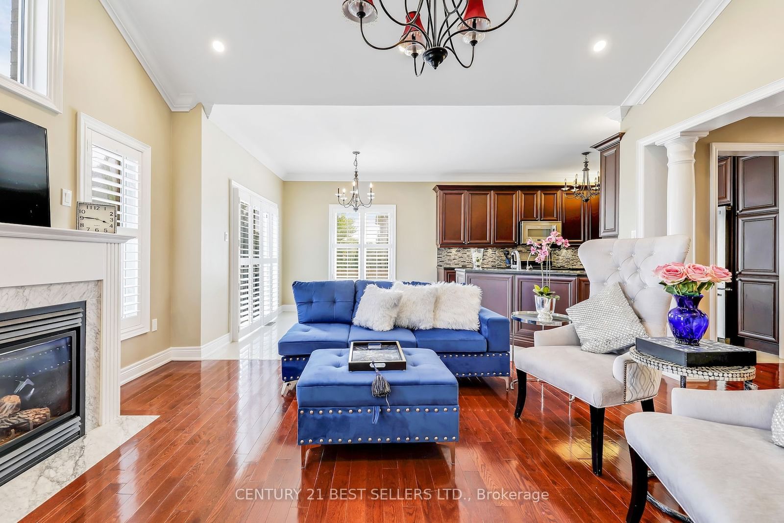 Listing Image 9