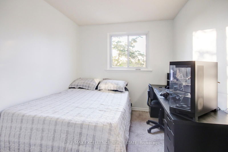  43 - 62 Moregate Cres  Brampton, L6S 3K9 | Image 16