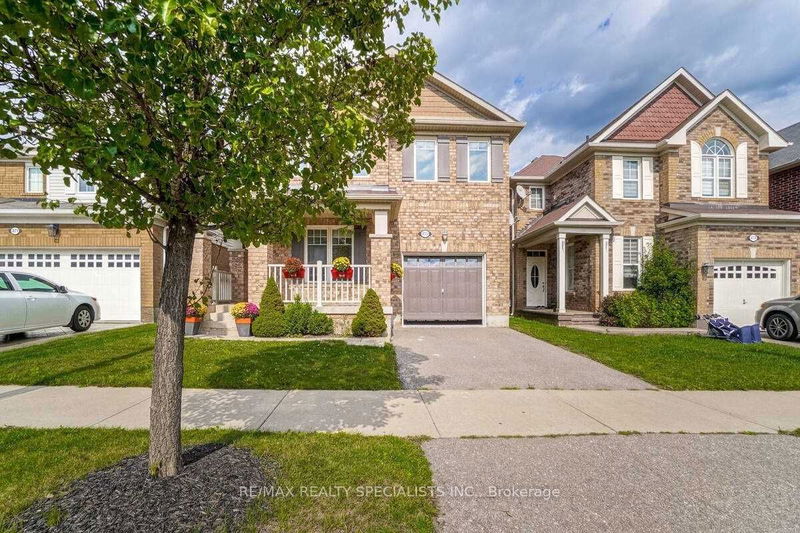 home for lease on 475 Zuest Crescent