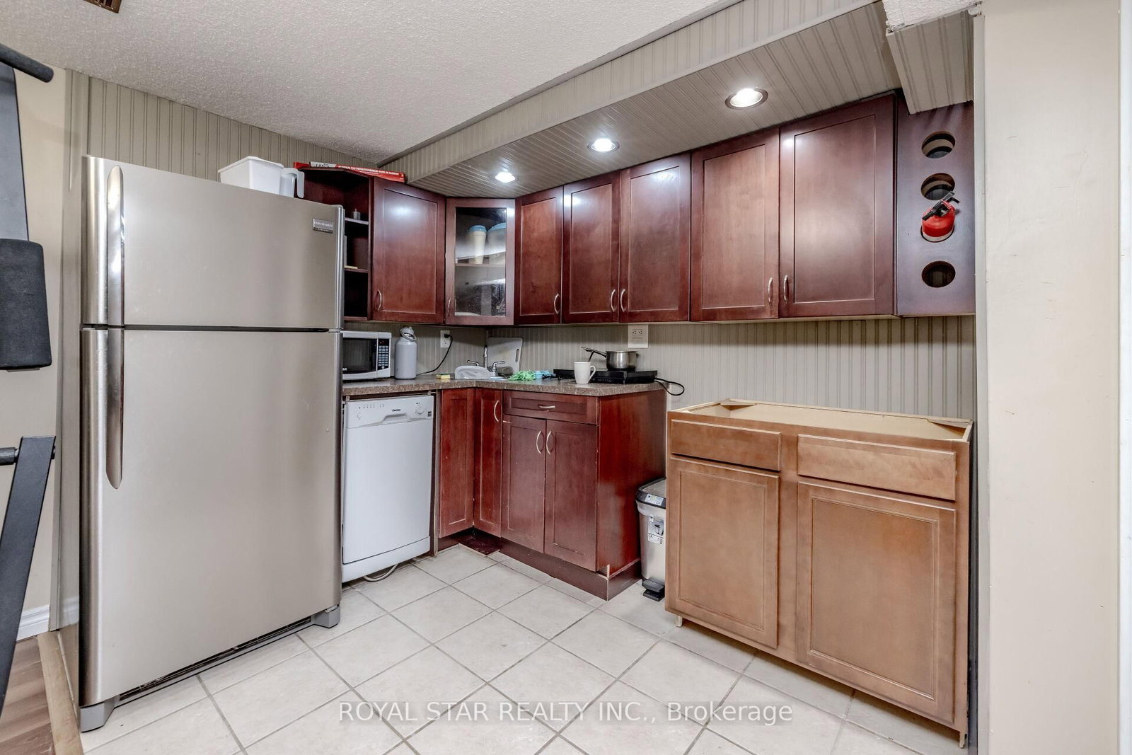 Listing Image 35