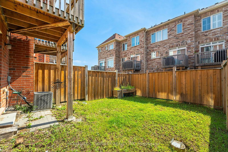 7 Rockbrook Tr  Brampton, L7A 4H8 | Image 17