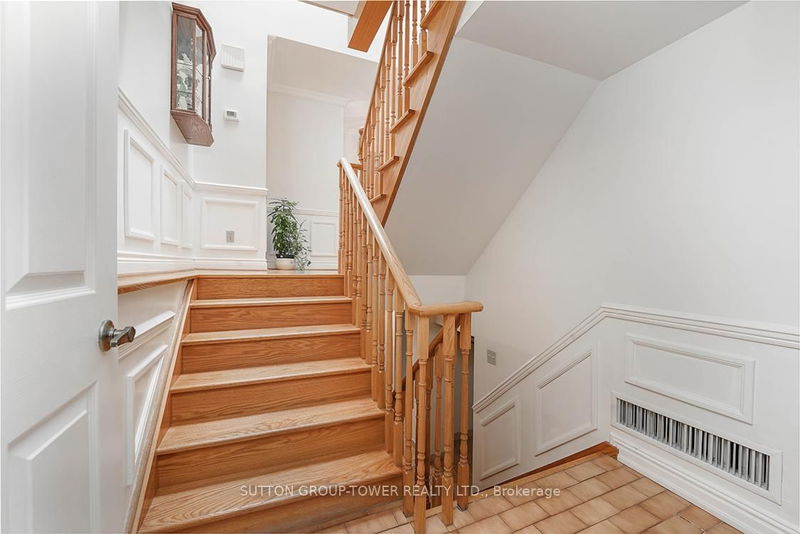 372 Glen Park Ave  Toronto, M6B 2E5 | Image 12