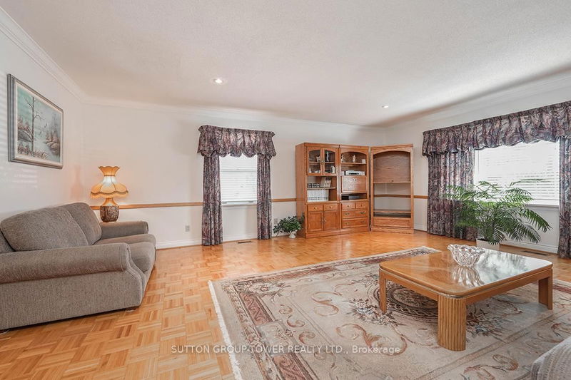 372 Glen Park Ave  Toronto, M6B 2E5 | Image 16