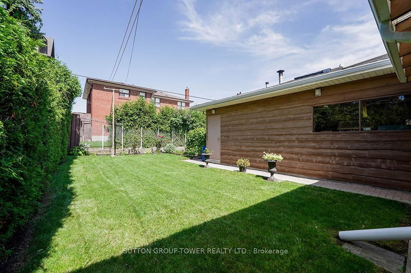 372 Glen Park Ave  Toronto, M6B 2E5 | Image 37