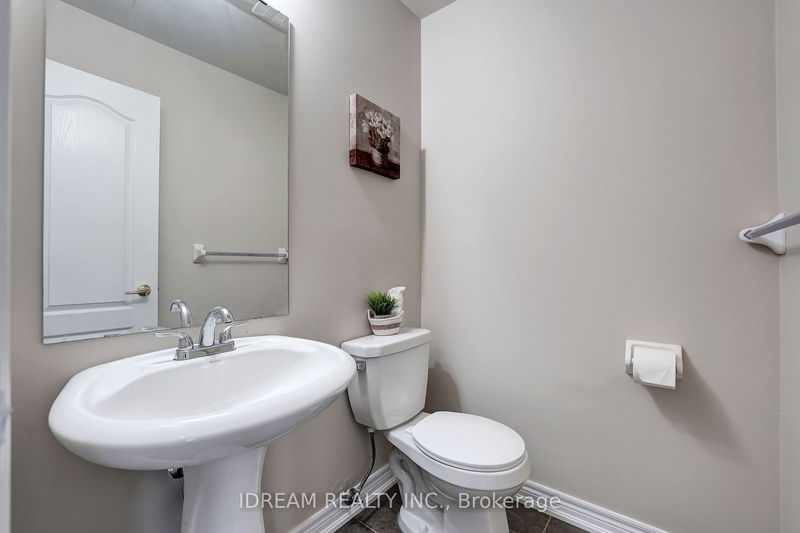 61 Arizona Dr N Brampton, L6Y 0R6 | Image 24