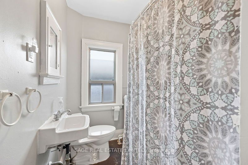 49 Jerome St  Toronto, M6P 1H8 | Image 21