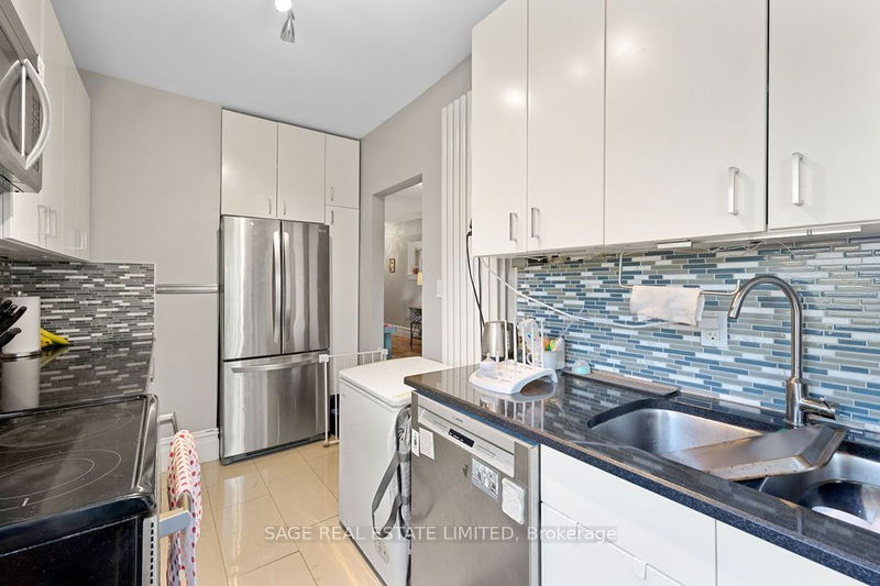 49 Jerome St  Toronto, M6P 1H8 | Image 28