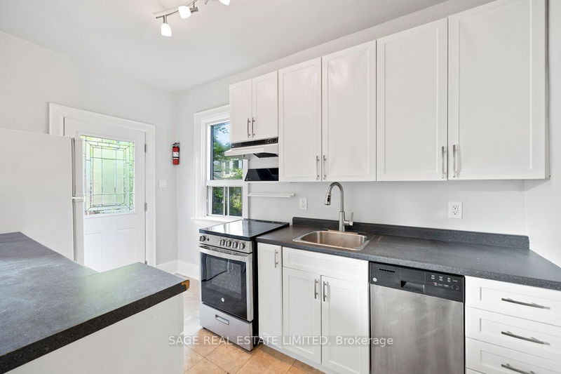 49 Jerome St  Toronto, M6P 1H8 | Image 8