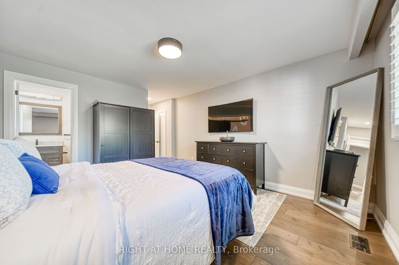 771 Dack Blvd  Mississauga, L5H 1E5 | Image 16