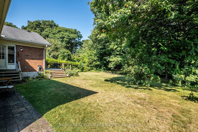 393 River Side Dr  Oakville, L6K 3N6 | Image 29