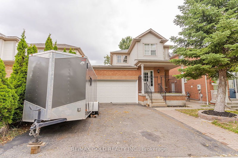 21 Poplar Plains Rd  Brampton, L7A 1Z5 | Image 3