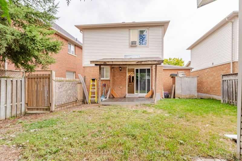 21 Poplar Plains Rd  Brampton, L7A 1Z5 | Image 37