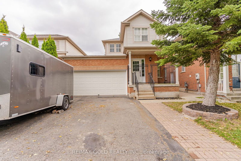 21 Poplar Plains Rd  Brampton, L7A 1Z5 | Image 4