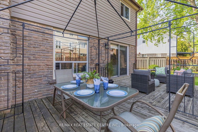 24 Nottawasaga Cres  Brampton, L6Z 1B9 | Image 32