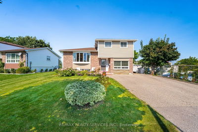 42 Jefferson Rd  Brampton, L6S 2G8 | Image 1