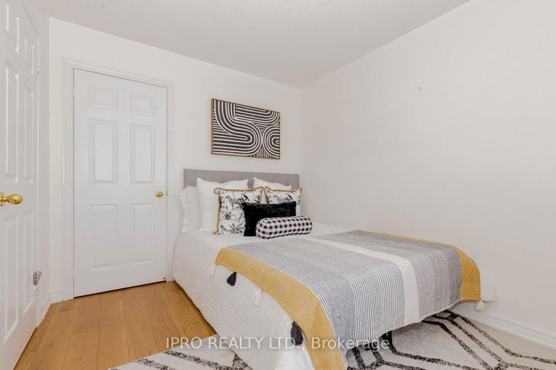 7156 Village Walk  Mississauga, L5W 1X2 | Image 34