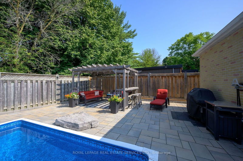 1381 Constance Dr  Oakville, L6J 2T8 | Image 28