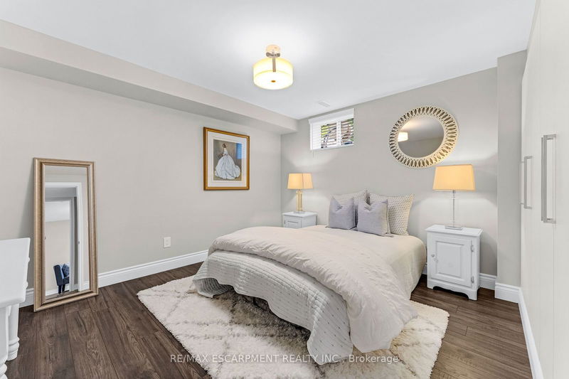 947 Easterbrook Ave  Burlington, L7T 1P9 | Image 26