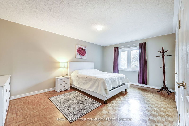 2492 Erin Centre Blvd  Mississauga, L5M 5B2 | Image 24