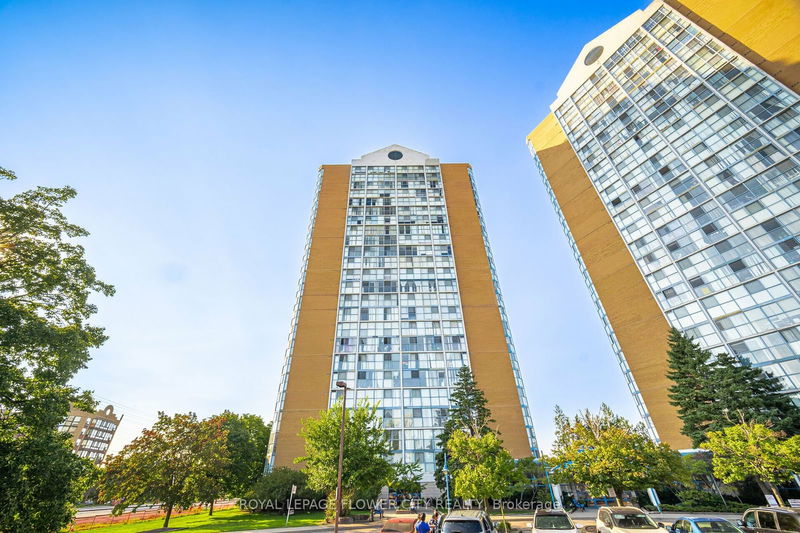  304 - 25 Trailwood Dr  Mississauga, L4Z 3K9 | Image 1