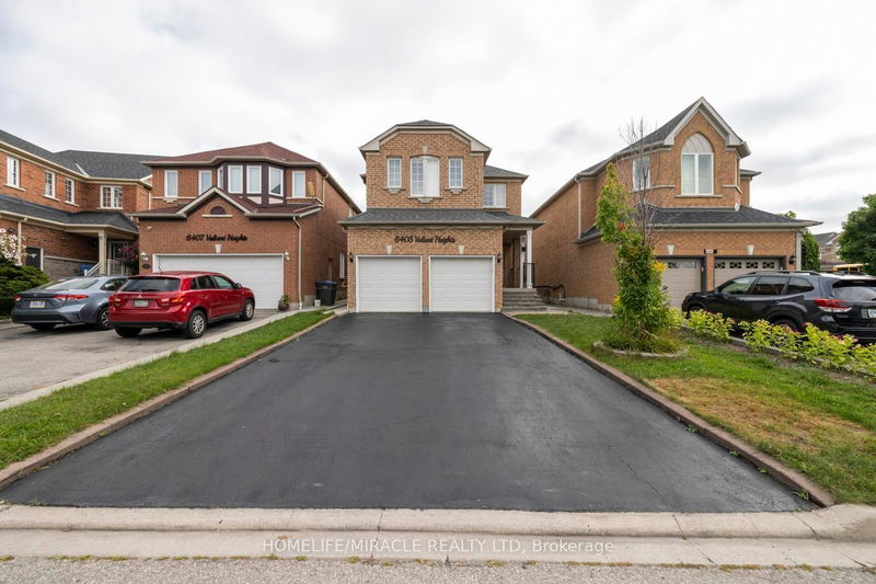 6405 Valiant Hts  Mississauga, L5W 1E2 | Image 1