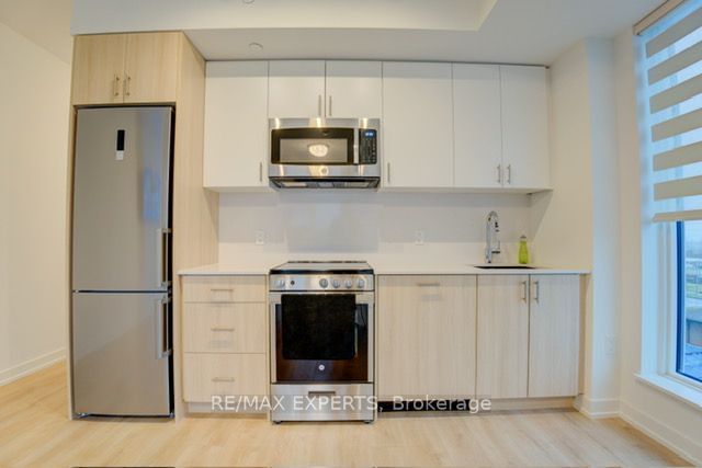home for lease on 315-1195 The Queensway
