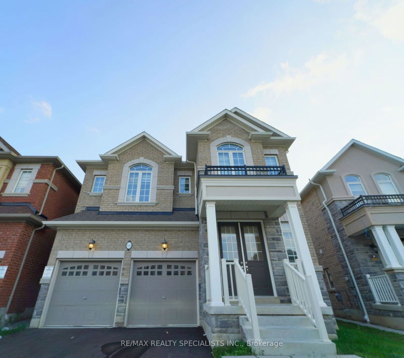 68 Donald Stewart Rd  Brampton, L7A 5J5 | Image 1