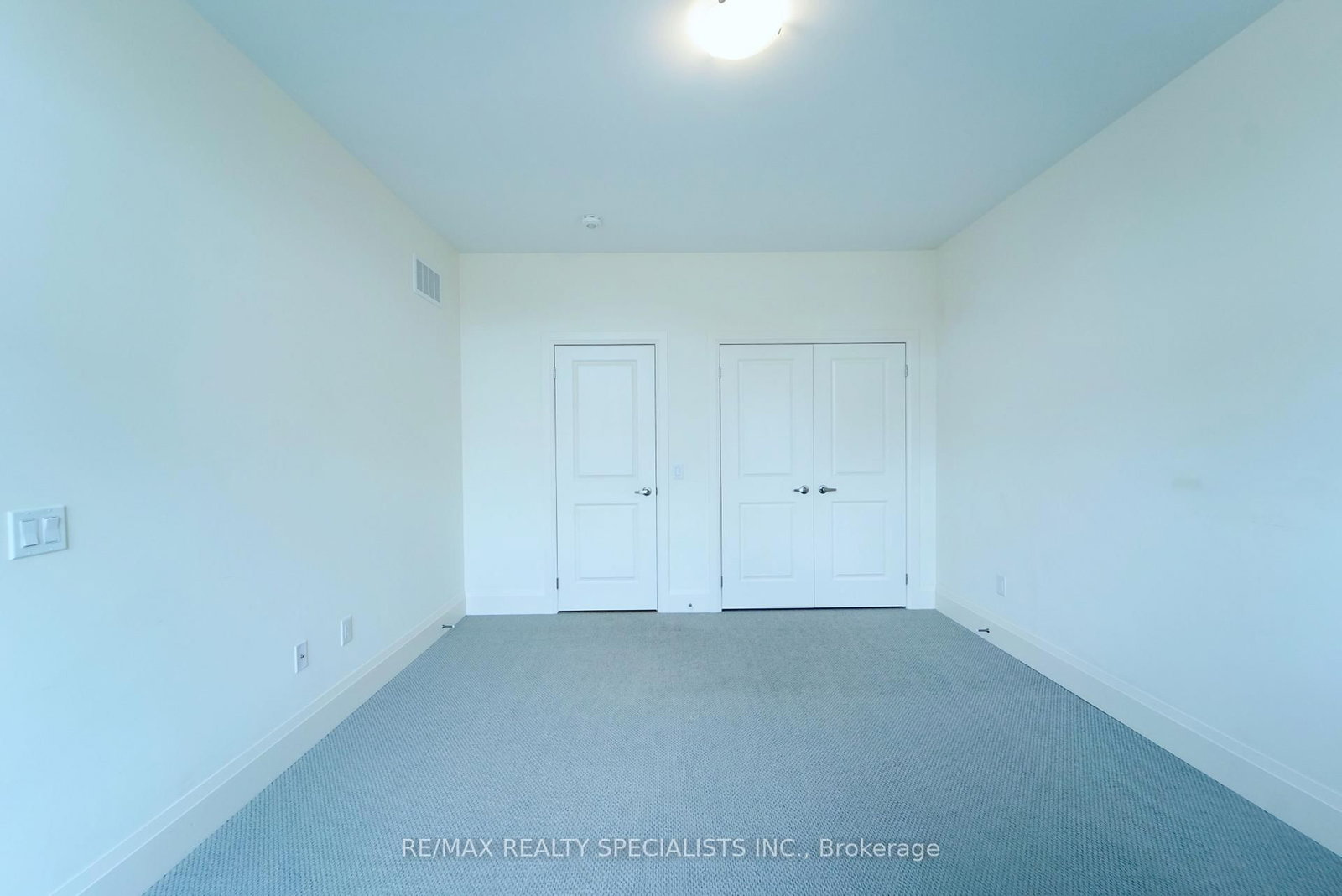 Listing Image 36