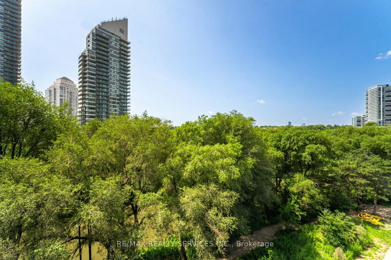  601 - 2220 Lake Shore Blvd W Toronto, M8V 0C1 | Image 2