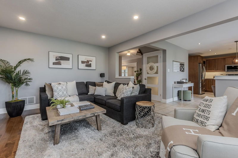 2440 Auckland Dr  Burlington, L7L 6X9 | Image 13