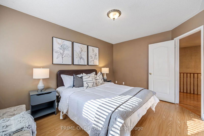 3797 Barley Tr  Mississauga, L5M 6X4 | Image 23