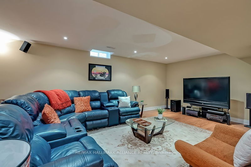 1389 Creekwood Tr  Oakville, L6H 6C7 | Image 29