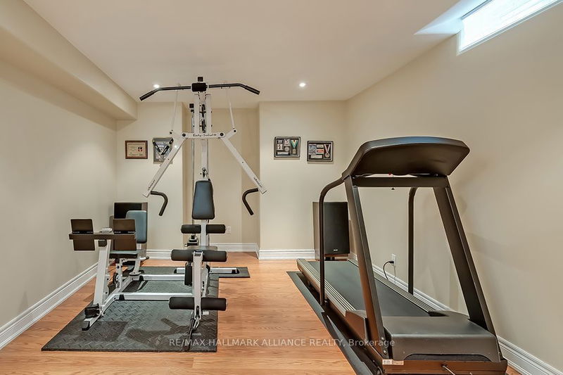 1389 Creekwood Tr  Oakville, L6H 6C7 | Image 33