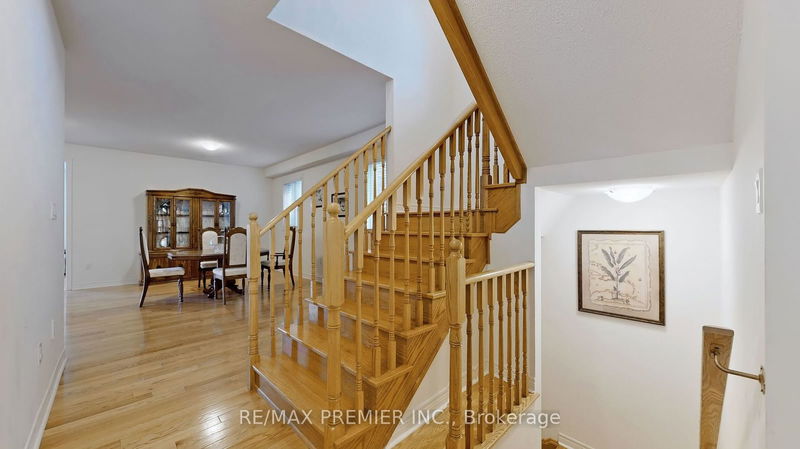 288 Elbern Markell Dr  Brampton, L6X 5K9 | Image 10