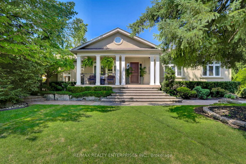 1522 Glenhill Cres, Mississauga, L5H 3C5 | Image 2