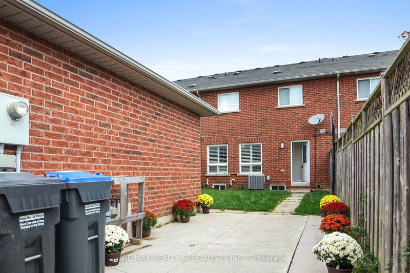 6028 Silken Laumann Way E Mississauga, L5V 3A3 | Image 27