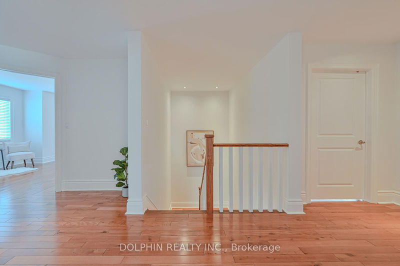 1084B Kipling Ave  Toronto, M9B 3M2 | Image 30