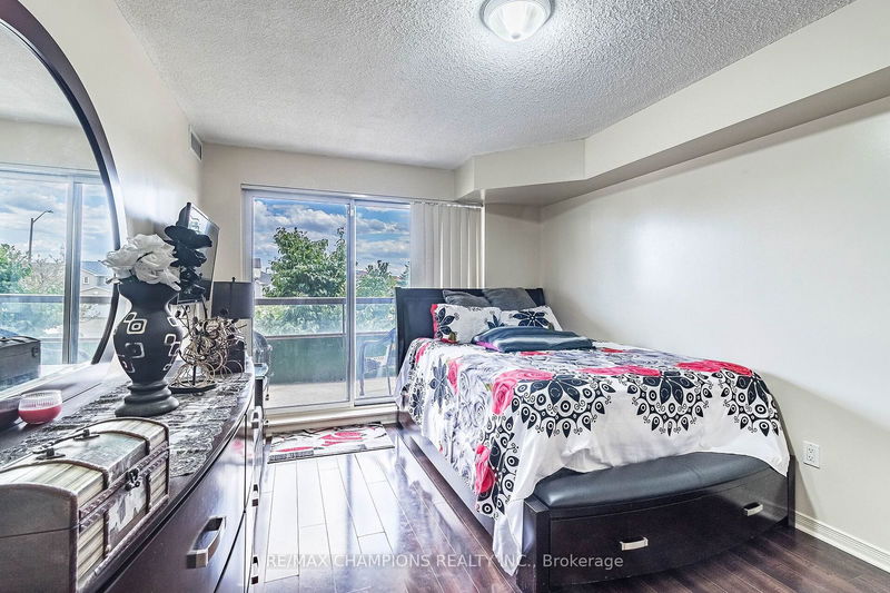  216 - 300 Ray Lawson Blvd  Brampton, L6Y 5H5 | Image 21