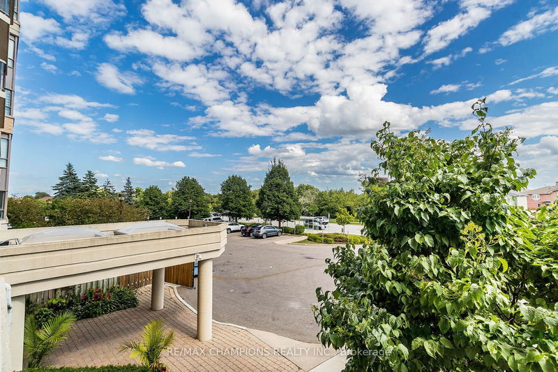  216 - 300 Ray Lawson Blvd  Brampton, L6Y 5H5 | Image 35