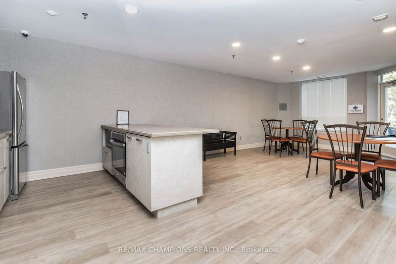  216 - 300 Ray Lawson Blvd  Brampton, L6Y 5H5 | Image 39