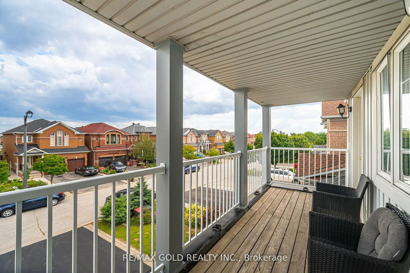 541 Warhol Way  Mississauga, L5W 1M2 | Image 28